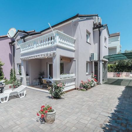 Zsa Zsa Holiday Home ซรีมา ภายนอก รูปภาพ