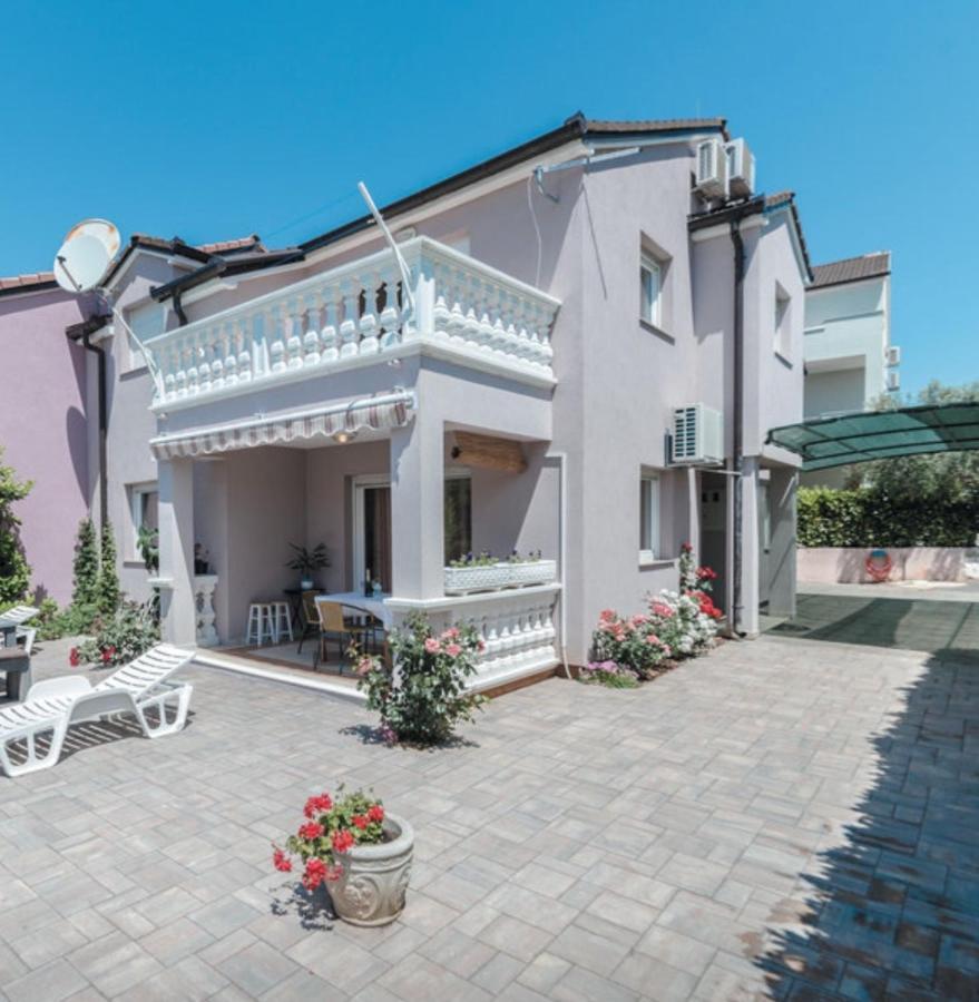 Zsa Zsa Holiday Home ซรีมา ภายนอก รูปภาพ